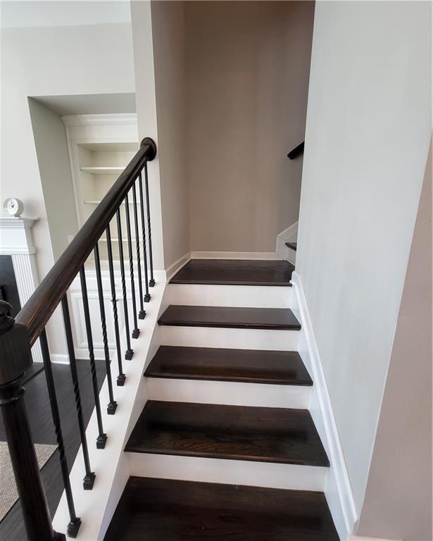 Building Photo - 871 Sunset Park Dr