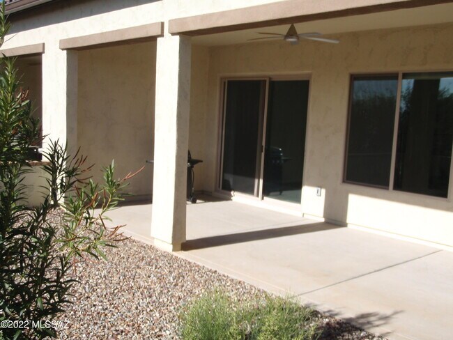 Building Photo - 61123 E Flint Dr