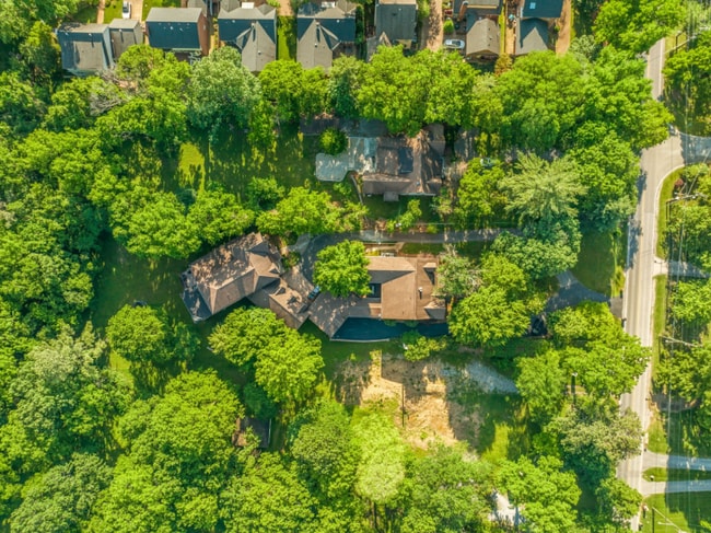 Building Photo - 1127 Glendale Ln