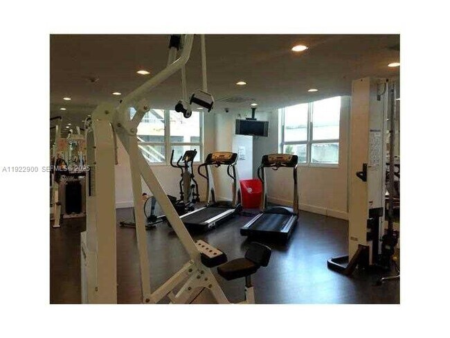 Building Photo - 234 NE 3rd St