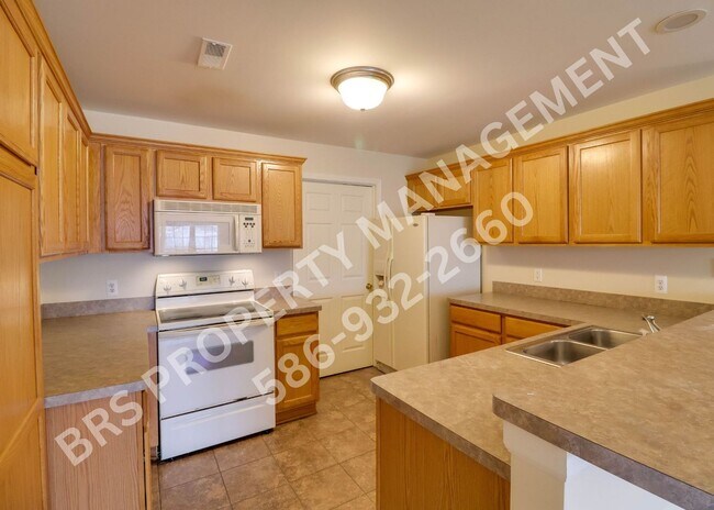 Building Photo - JUST REDUCED!!!   2 Bedroom 2 Bathroom Condo