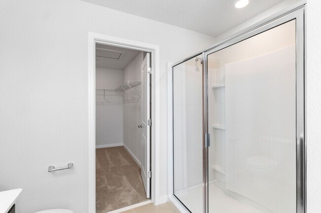 Building Photo - Beautiful 4/3 w/ Loft Energy Efficient Home for Rent in St. Cloud