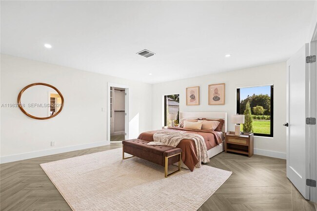 Building Photo - 3320 SW 121st Ave