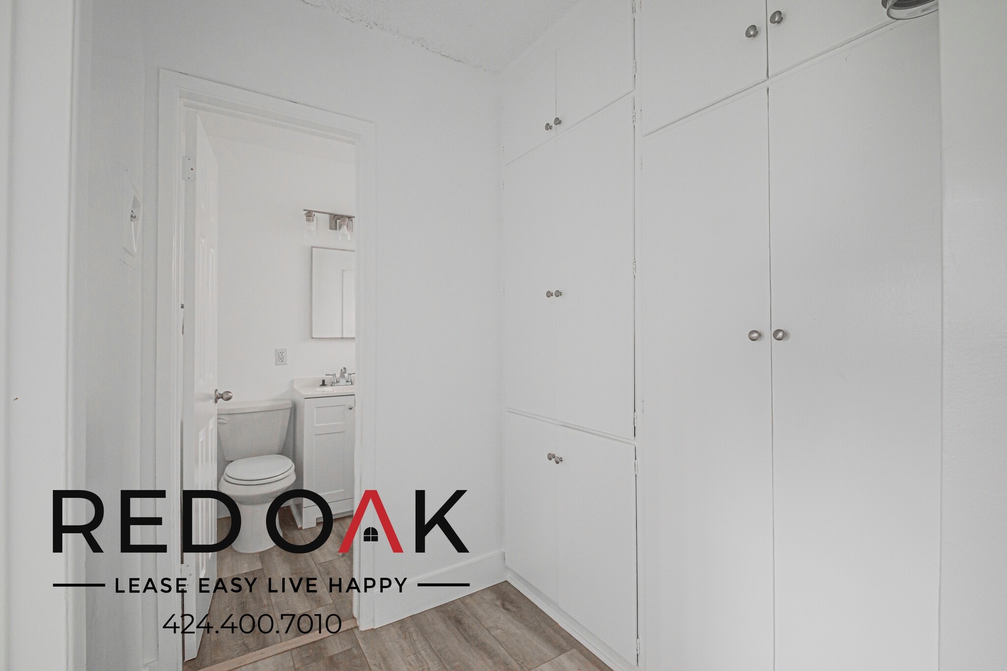 Building Photo - 630 N Cerritos Ave