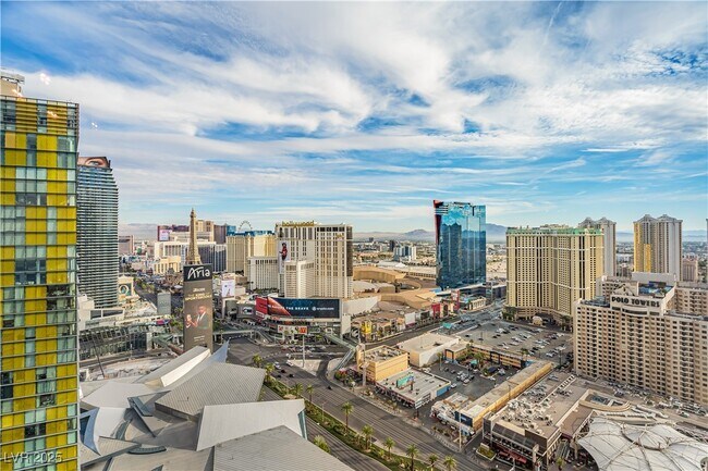 Building Photo - 3750 S Las Vegas Blvd