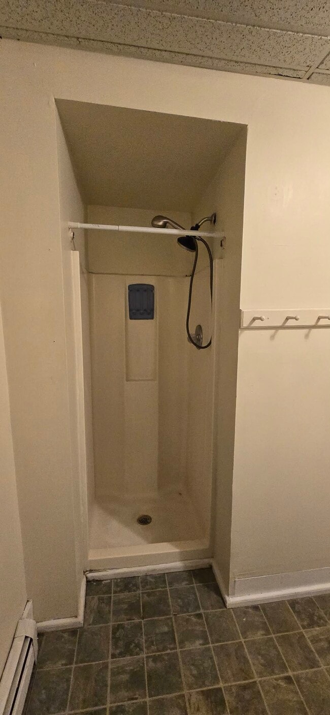 Building Photo - 154 Court St