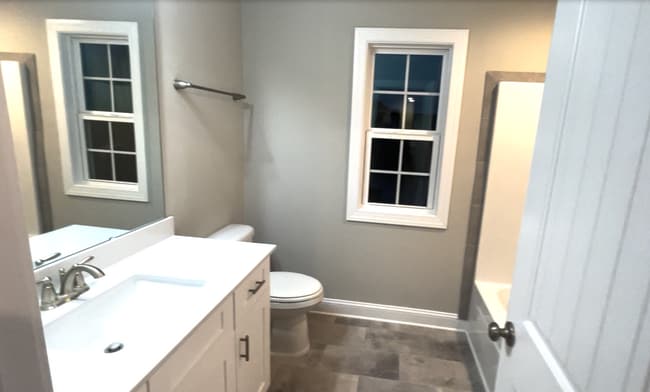 Building Photo - Room in House on Hanover Ct