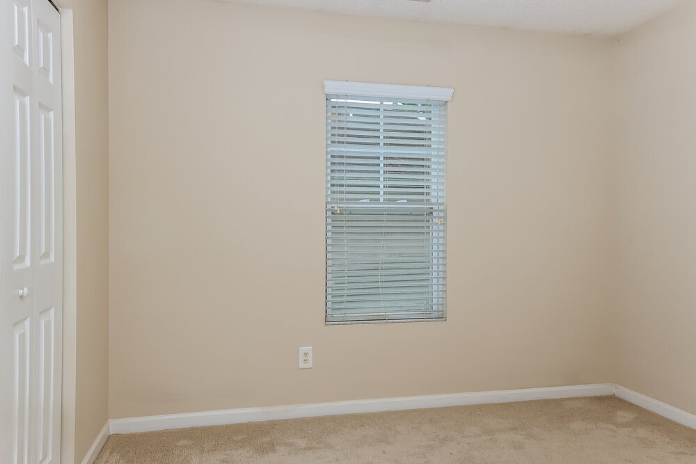 Building Photo - 51 Valleyfield Dr