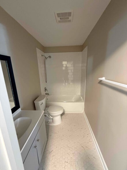 Building Photo - 306 Wilmington Ave