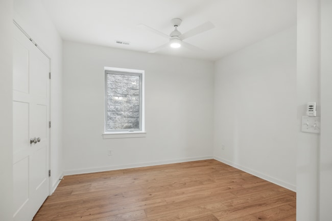 Building Photo - 3060 Edwin Cir