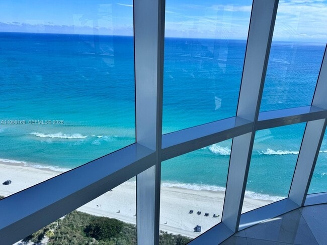 Building Photo - 6301 Collins Ave