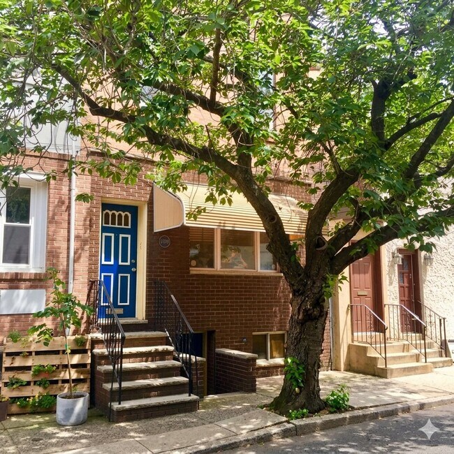 Building Photo - 1809 S 13th St