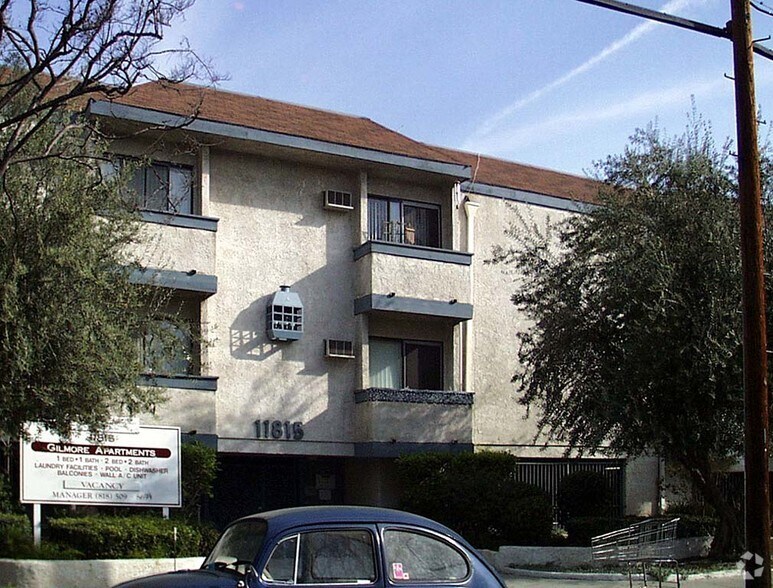 Gilmore Apartments North Hollywood 11815 Gilmore St North Hollywood