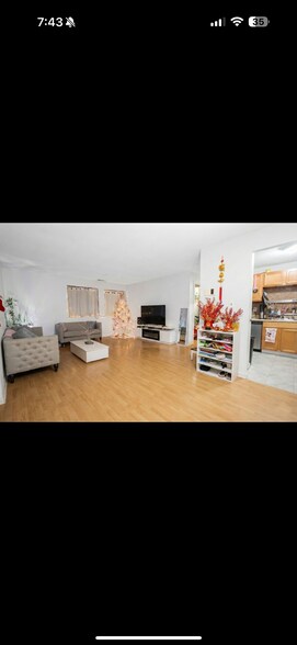 Building Photo - 103 Colonel Bell Dr