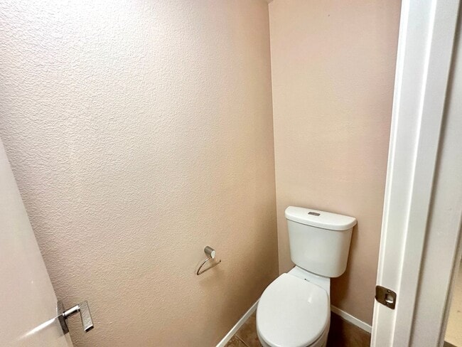 Building Photo - Darling one story home