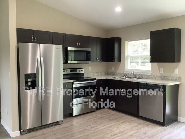 Building Photo - 15544 SW 41st Street Rd