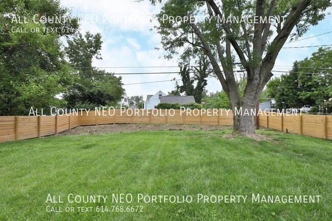 Building Photo - 148 S Kellner Rd