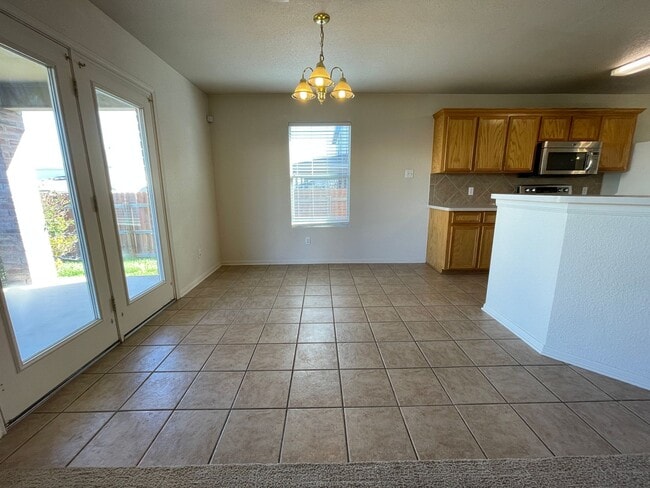 Building Photo - 4-Bedroom House for Rent in Killeen