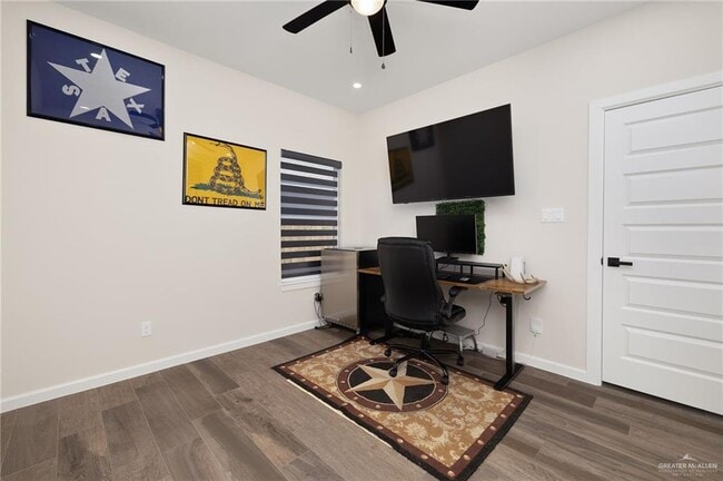 Building Photo - 16 Diamond Head Ave