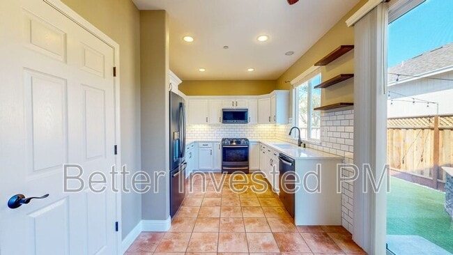 Building Photo - 1210 Grayson Way