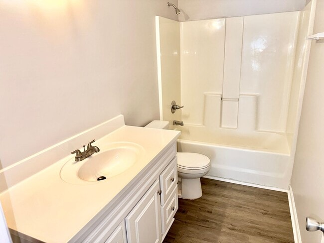 Building Photo - Updated 4BD, 2.5BA Raleigh Home With a 2-C...