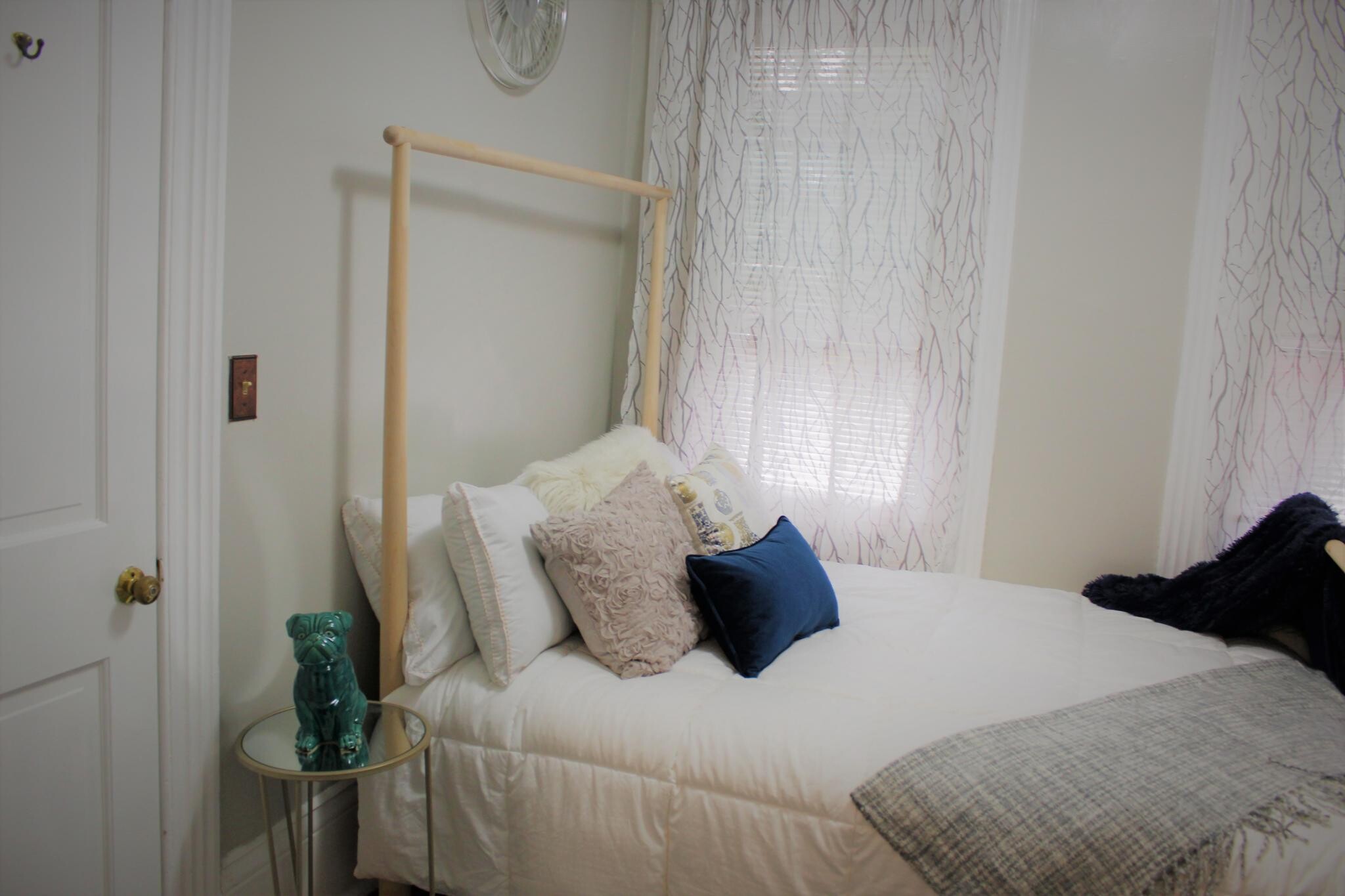 Building Photo - 7 Champney Pl