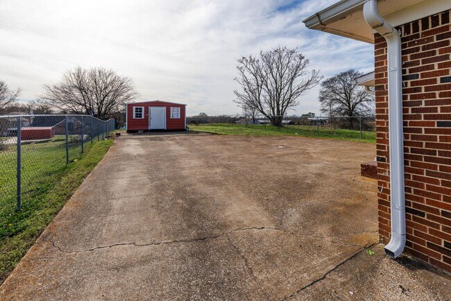 Building Photo - 3/2 in Birmingham