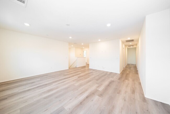 Building Photo - 6807 Rangeley Wy