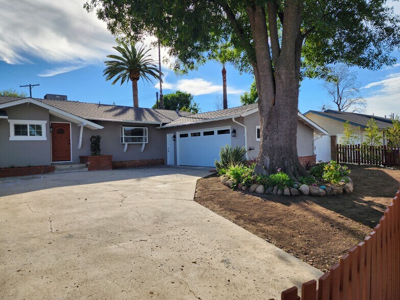 Building Photo - 22240 Burton St