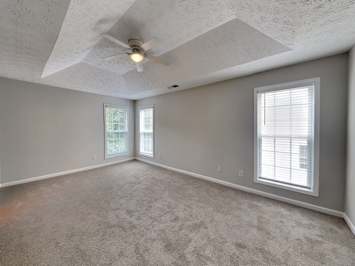 Building Photo - 5731 Bridgeport Ct