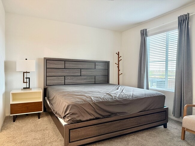 Building Photo - Beautiful 3bd/3bath home