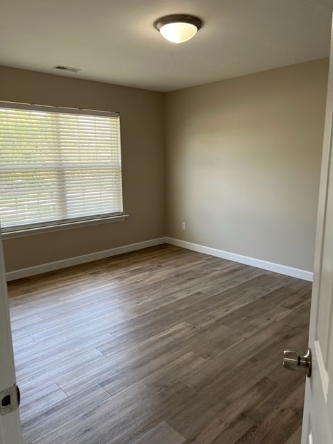 Building Photo - 406 S Church St