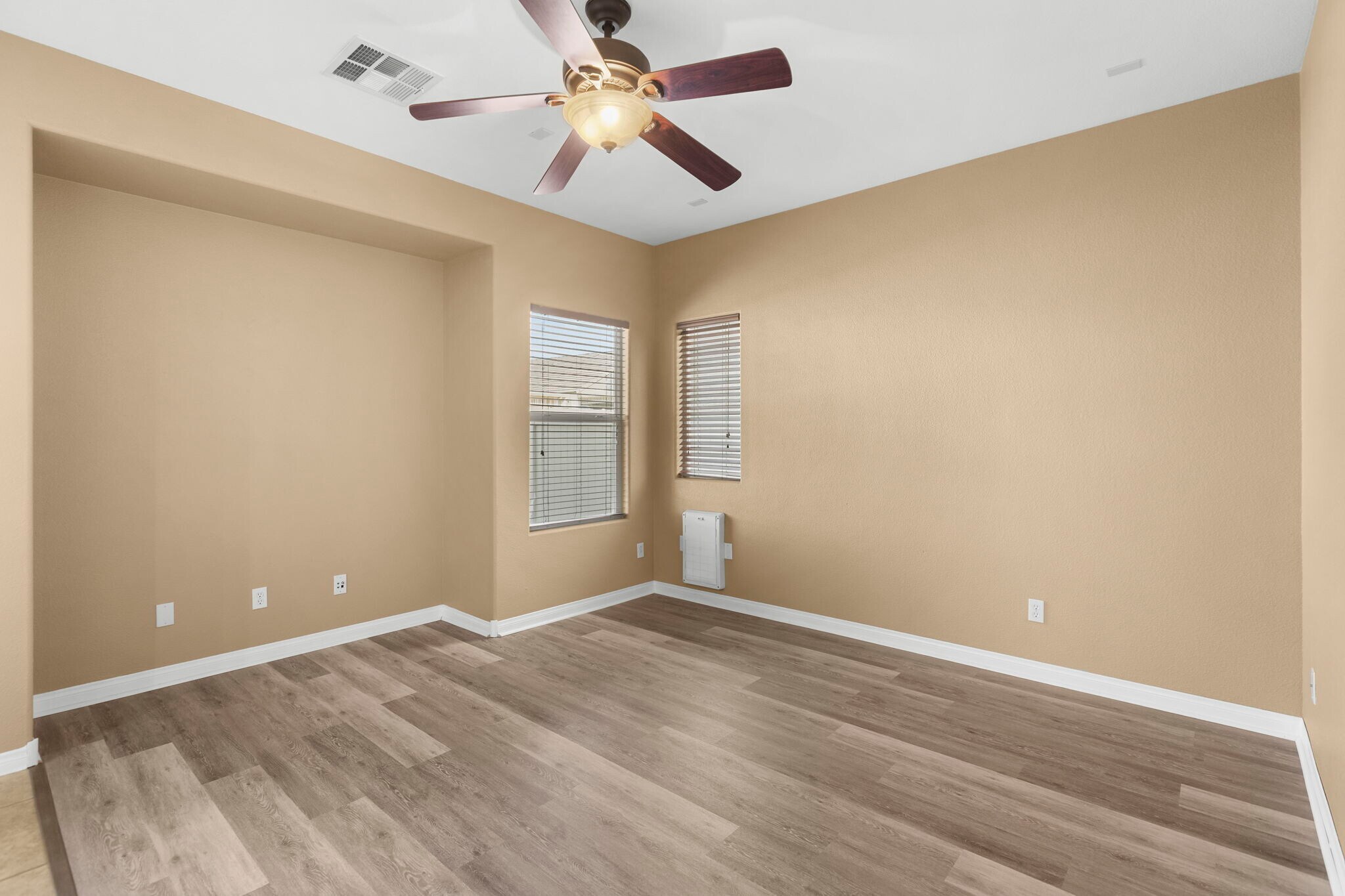 Building Photo - 3936 Red Trumpet Ct