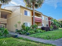 Building Photo - Beautiful 2 Bed 2 Bath Condo Located in Ca...