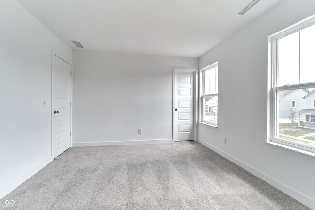 Building Photo - 422 Eisenhower St
