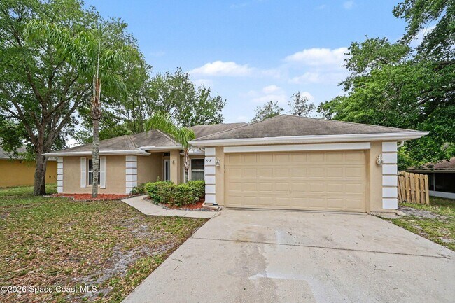 Building Photo - 558 Barber St