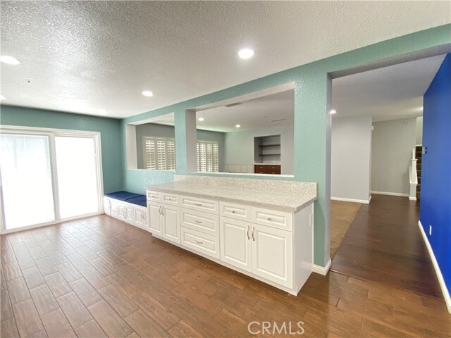 Building Photo - 971 Saltcoats Dr
