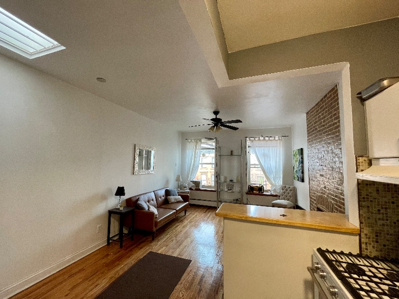 Building Photo - 146 W 132nd St