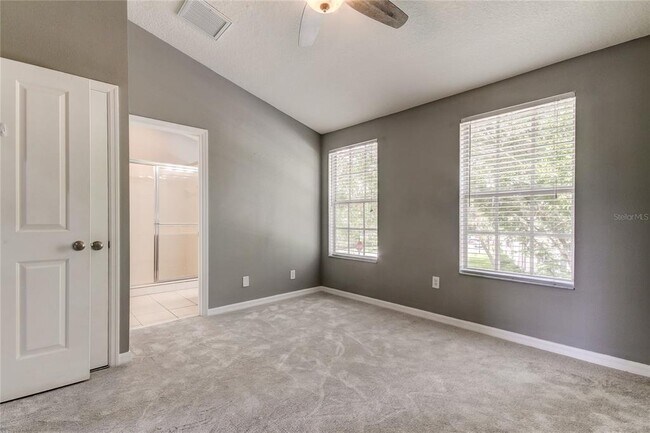 Building Photo - 10003 Bradwell Pl