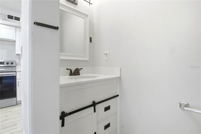 Building Photo - 14113 Village Terrace Dr