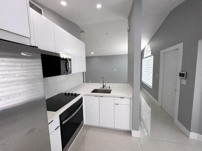 Building Photo - 21562 SW 87th Pl