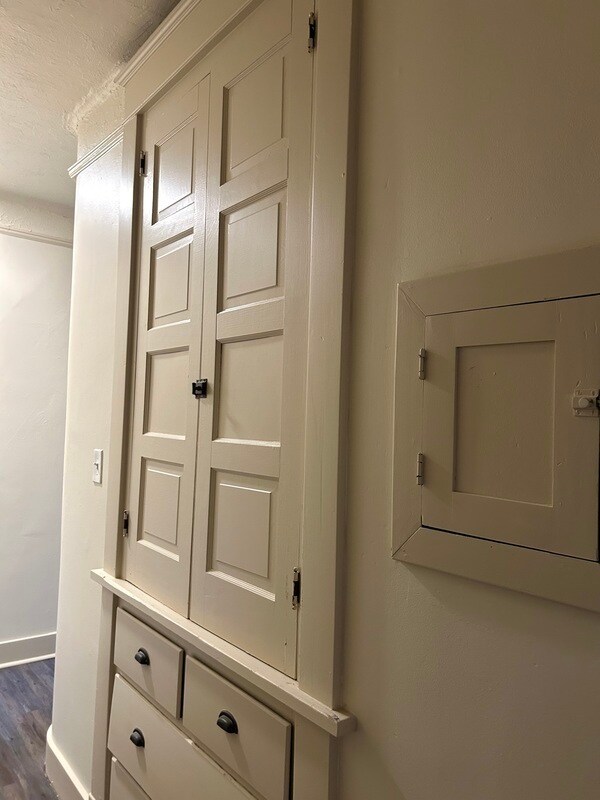 Building Photo - 2750 Broadway Ave