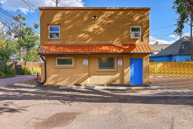 Primary Photo - Nestled in DT OCC- Updated 2 bed 1 bath, w...