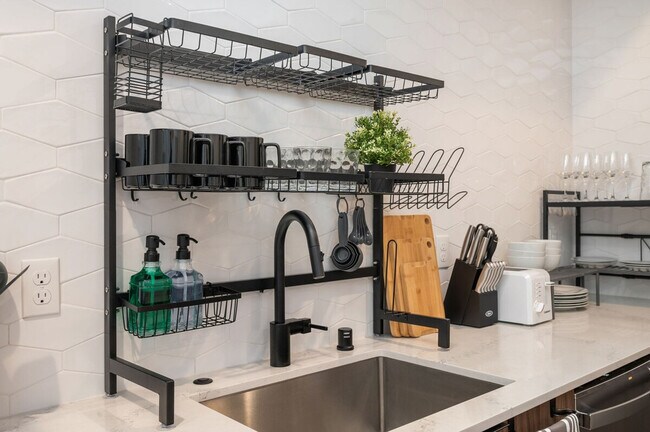 Building Photo - 6125 Sand Point Way NE