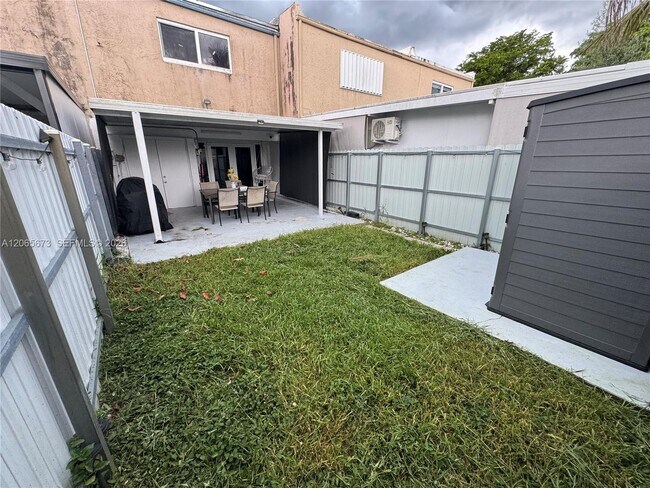 Building Photo - 5427 NW 169th St