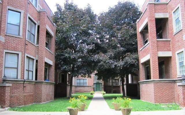 Building Photo - 6100 S Dorchester Ave