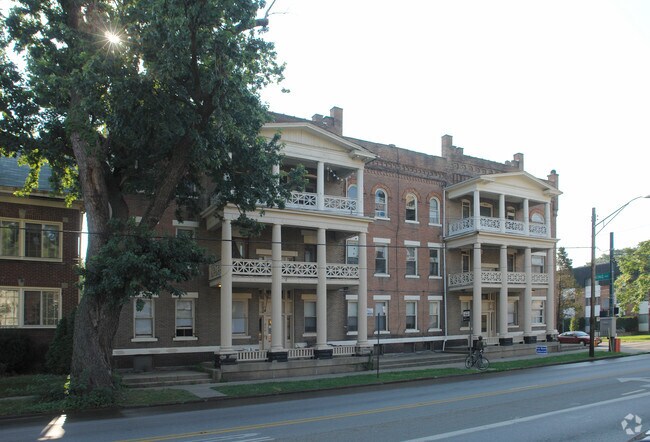 Building Photo - 1430-1436 Neil Ave