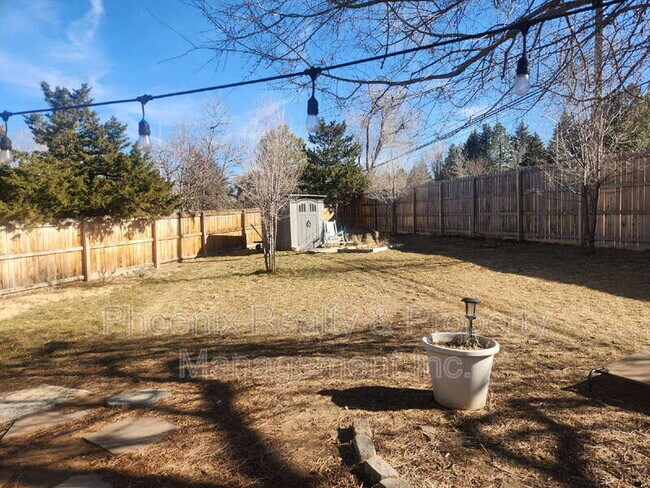 Building Photo - 1809 S Pratt Pkwy