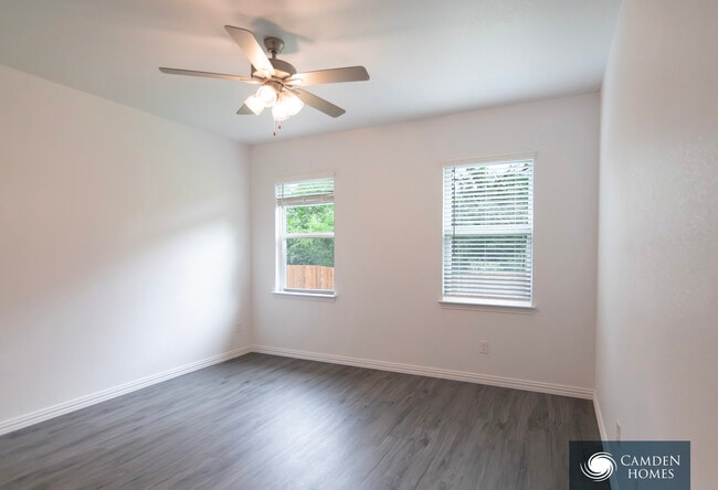 Building Photo - 4423 Giralang Ln