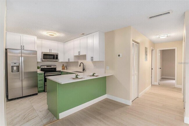 Building Photo - 3822 Cortez Dr